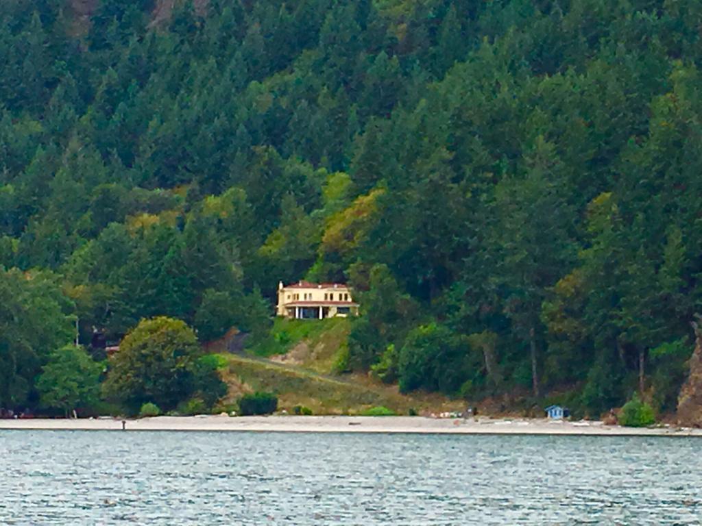 The Villa At Little Cape Horn Cathlamet Exterior photo